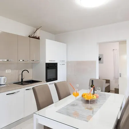 Сasa de vacaciones Amazing In Makarska