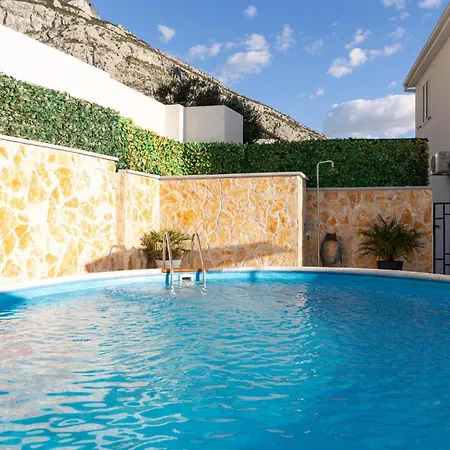 Holiday home Amazing In Makarska