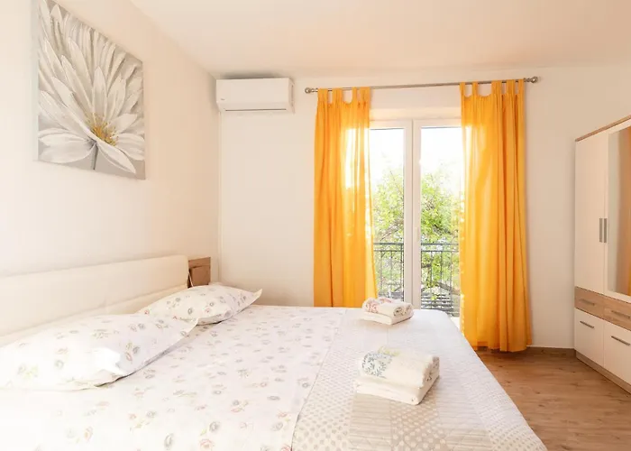 Amazing In Vakantiehuis Makarska