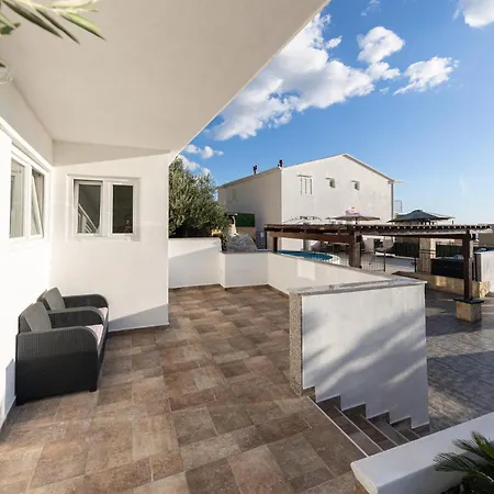 Amazing In * 马卡尔斯卡